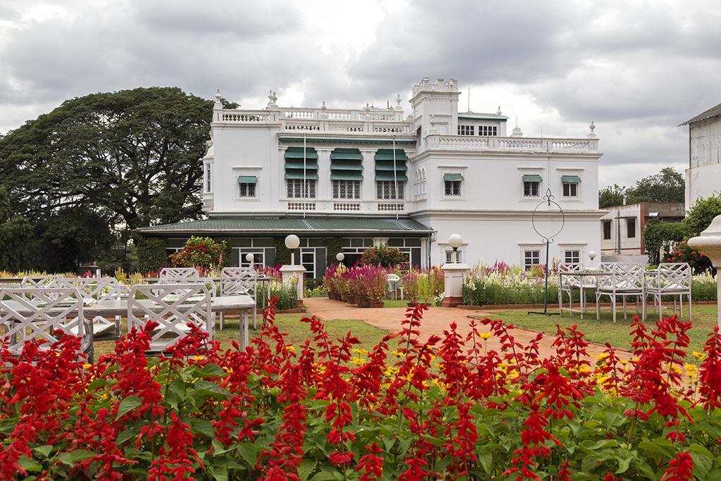 The Green Hotel Майсуру Екстер'єр фото