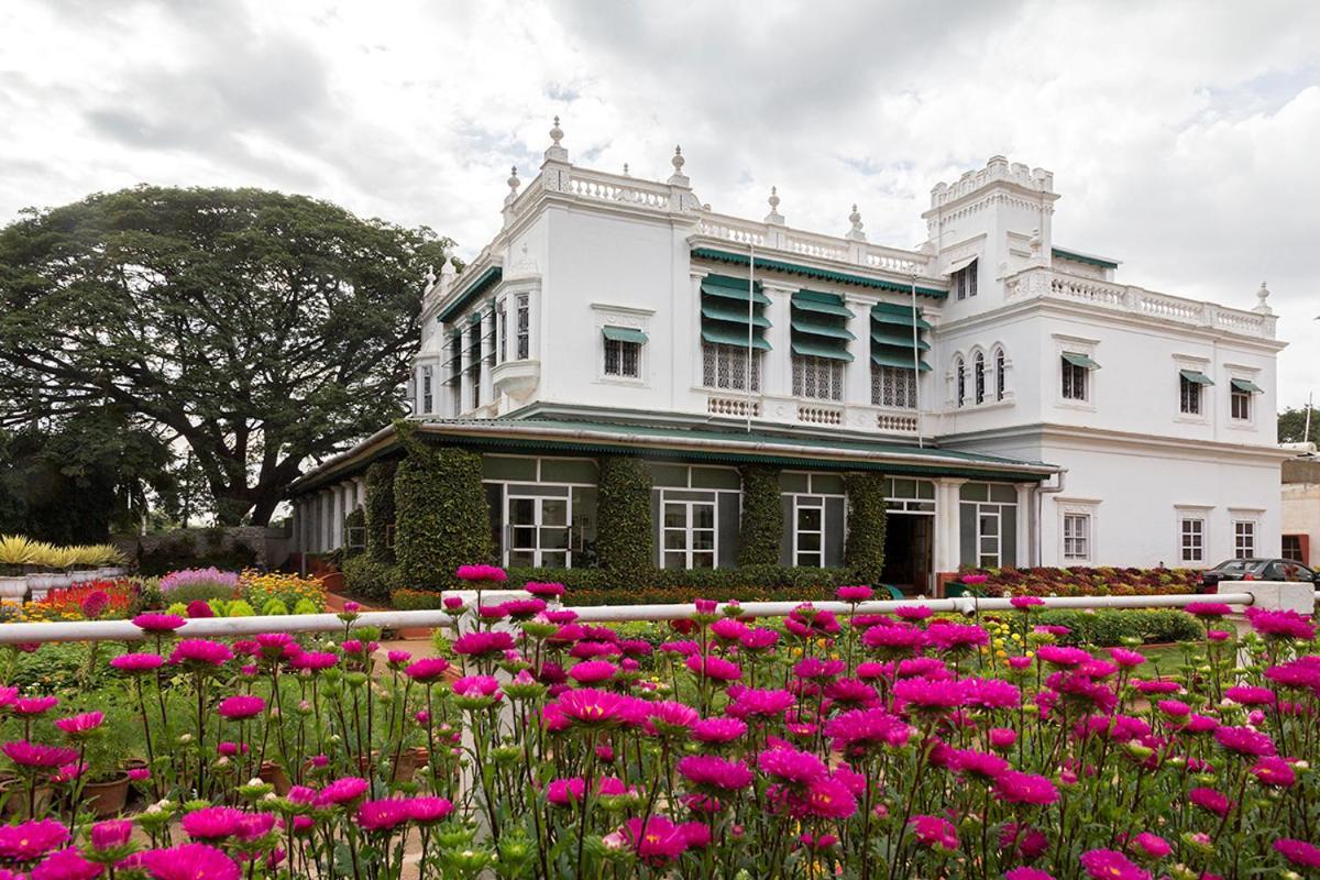 The Green Hotel Майсуру Екстер'єр фото